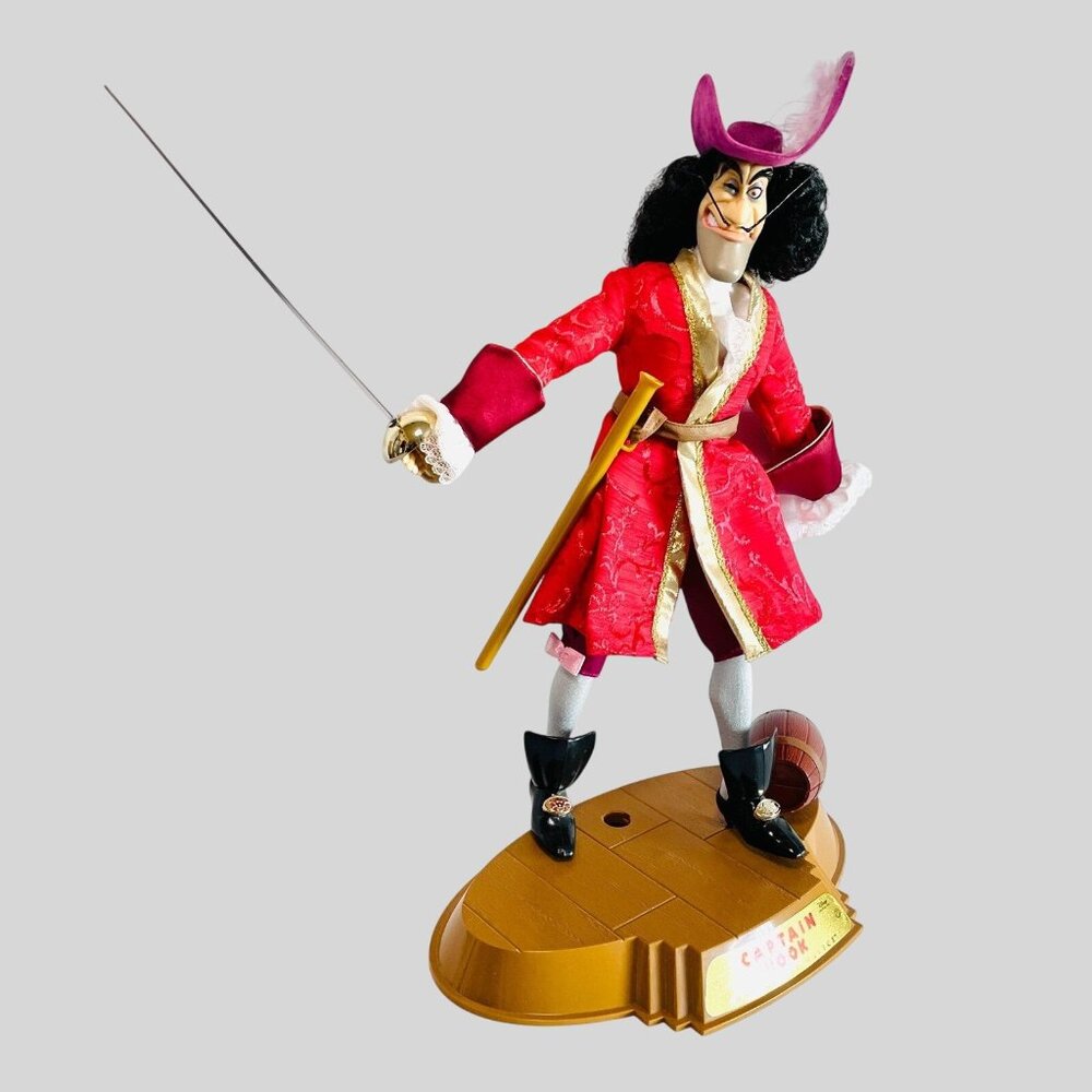 Disney Captain Hook Master of Malice Limited Edition‎ 1999 Figure